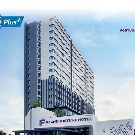 Grand Fortune Hotel נחון סי טמארט מראה חיצוני תמונה