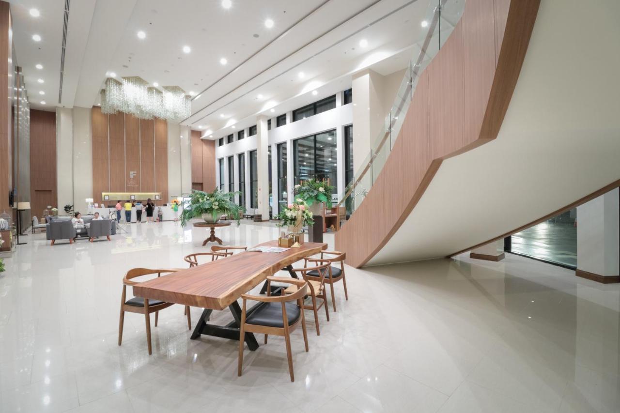 Grand Fortune Hotel נחון סי טמארט מראה חיצוני תמונה