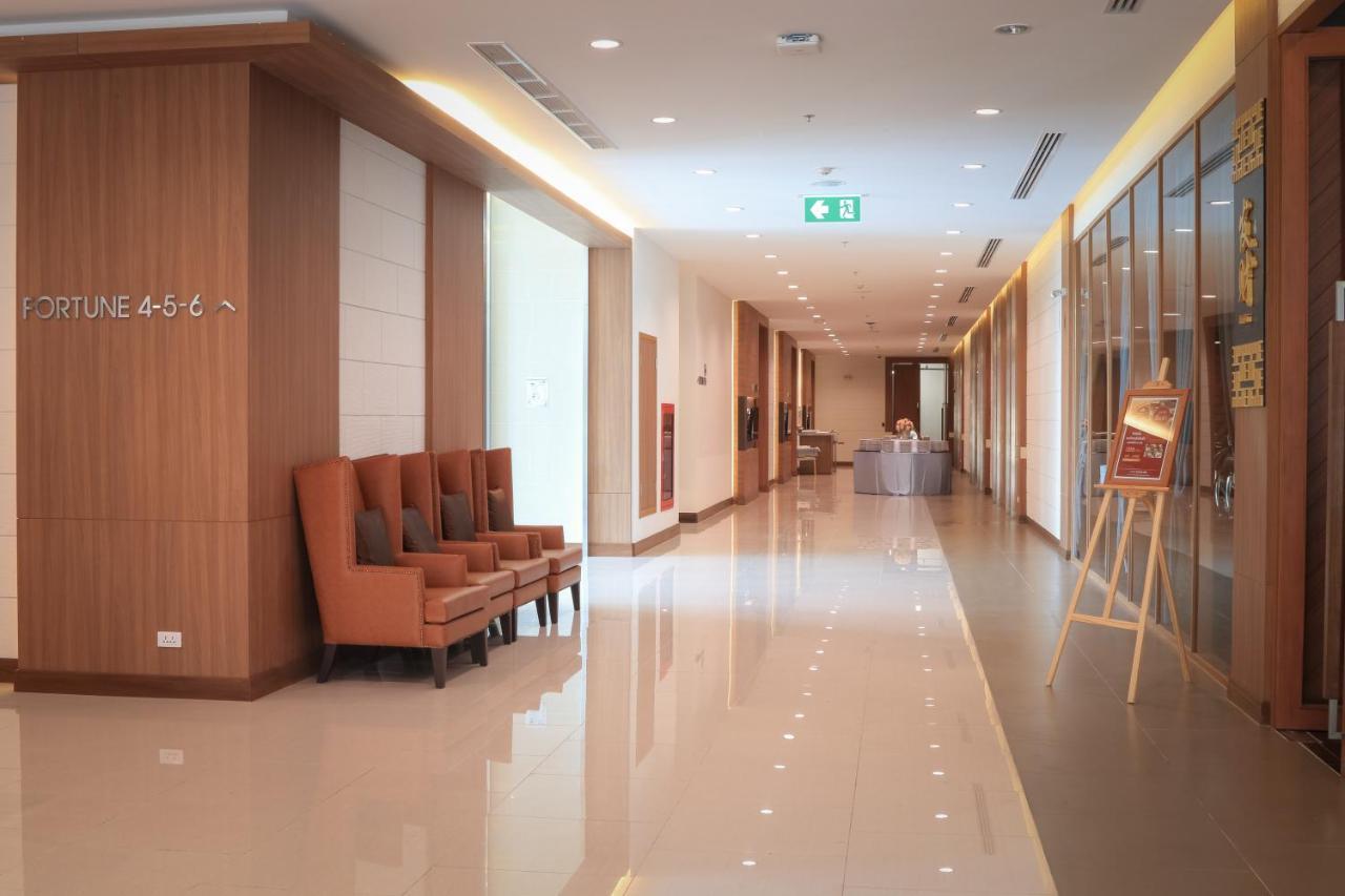 Grand Fortune Hotel נחון סי טמארט מראה חיצוני תמונה